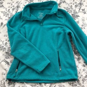 Woman’s M LL Bean pullover fleece